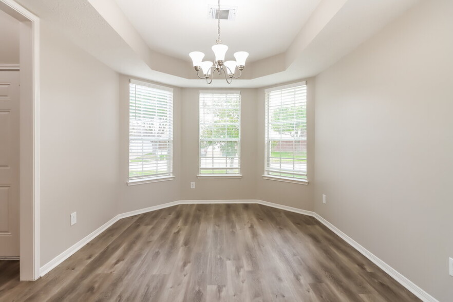 Building Photo - 322 Billingford Dr
