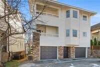 Building Photo - 567 Winton Terrace NE