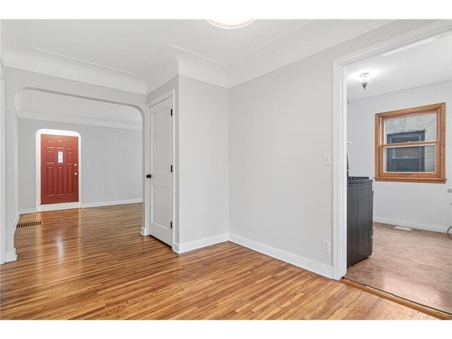 Building Photo - 5712 25th Ave S