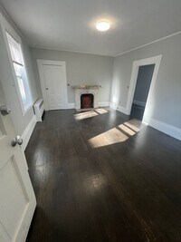 Building Photo - 77 Bailey St