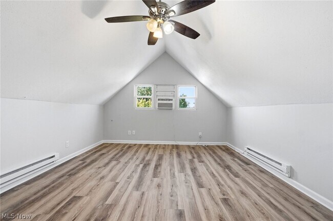 Building Photo - 1293 Jackson Ave