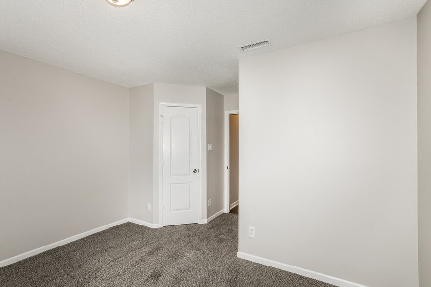 Building Photo - 8346 S Firefly Dr