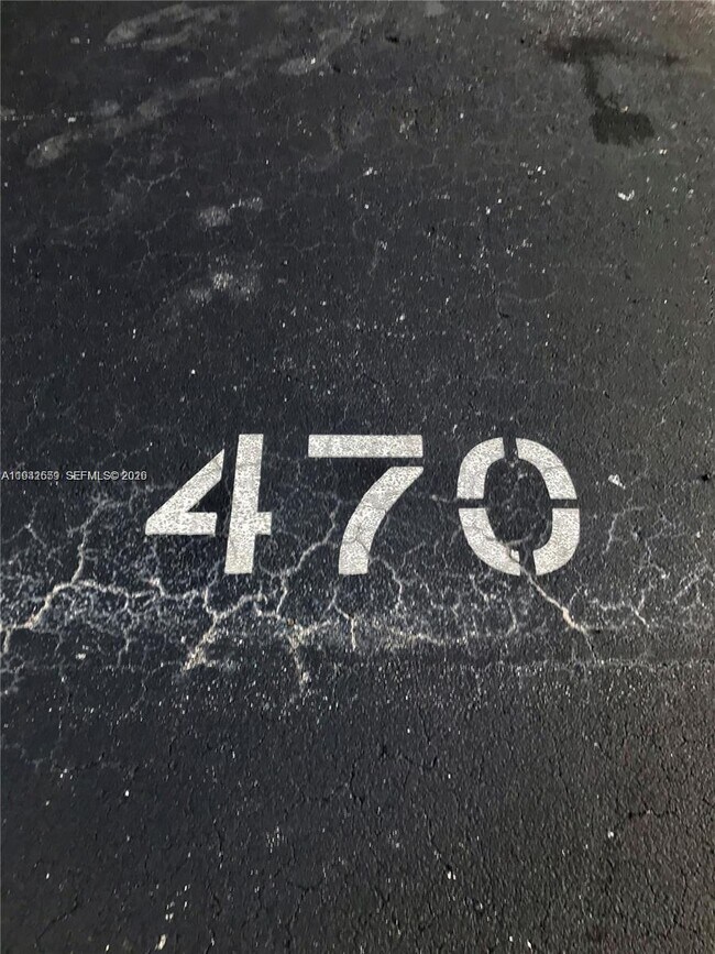 Building Photo - 230 SW 117th Terrace