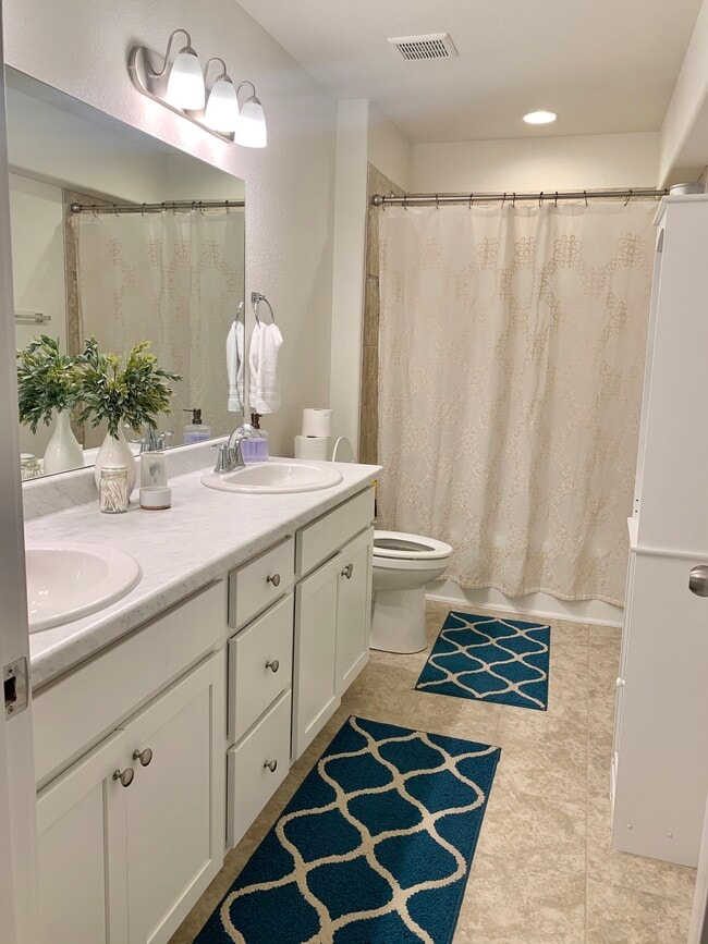 Building Photo - 1686 Derbyshire St