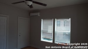 Building Photo - 1427 Schley Ave