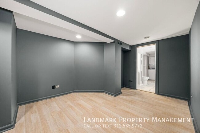 Building Photo - 2528 N Monticello Ave