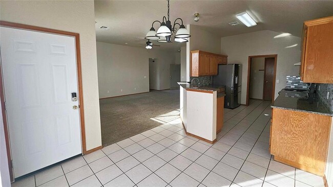 Building Photo - 4117 Gyrfalcon Dr