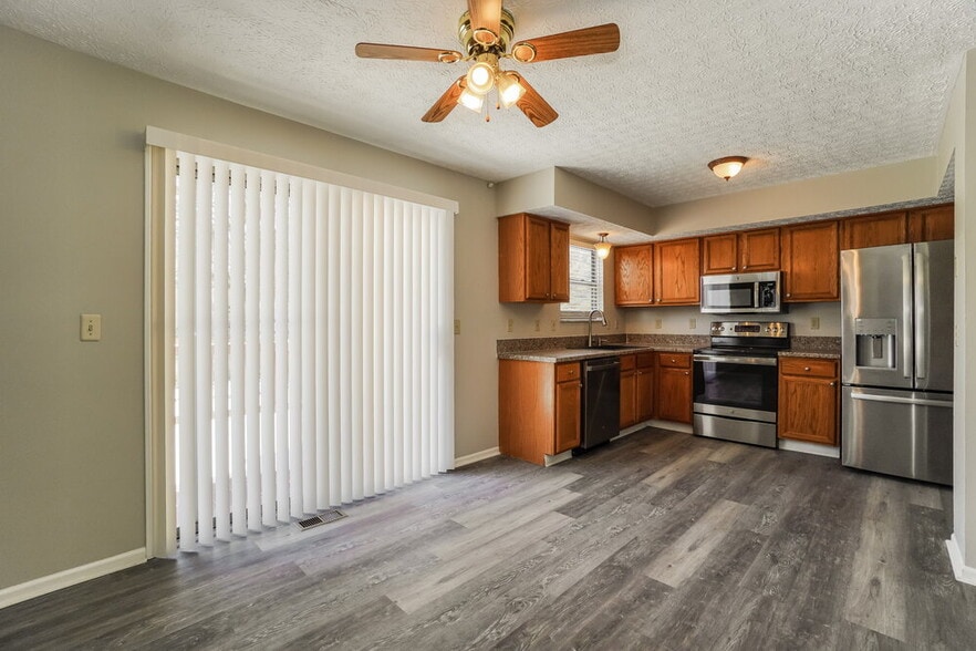 Building Photo - 2719 Raphael Dr