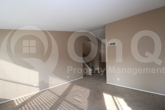 Building Photo - 1450 South Villas Court