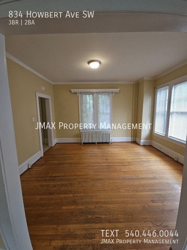 Building Photo - 834 Howbert Ave SW