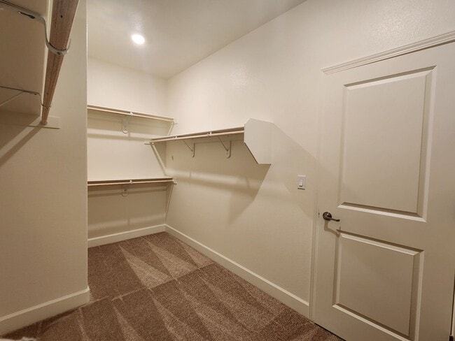 Building Photo - New 4 bedroom  home in Heybourne Meadows area of Minden.