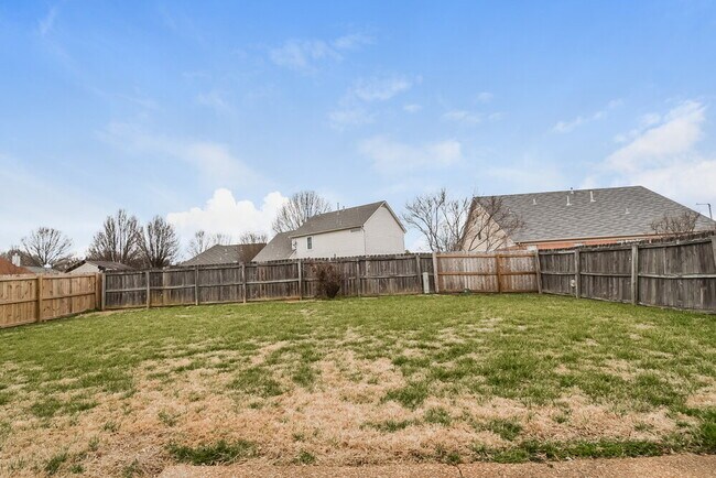 Building Photo - 11616 Leewood Dr