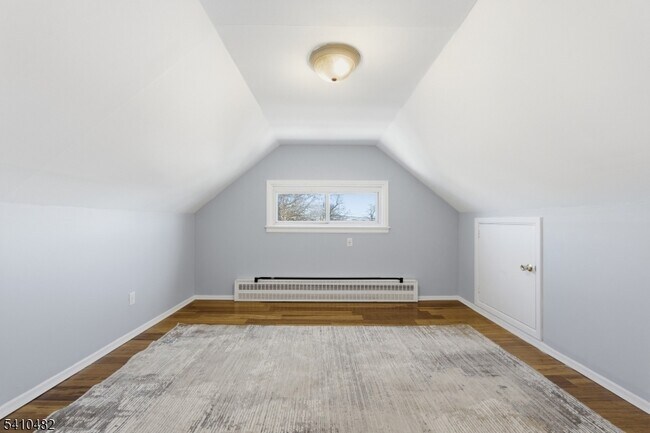 Building Photo - 1034 Madison Ave