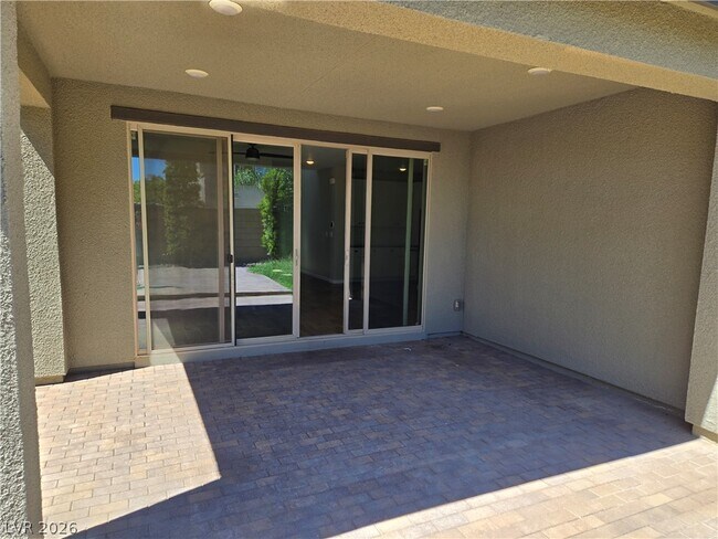 Building Photo - 8242 Skye Territory St