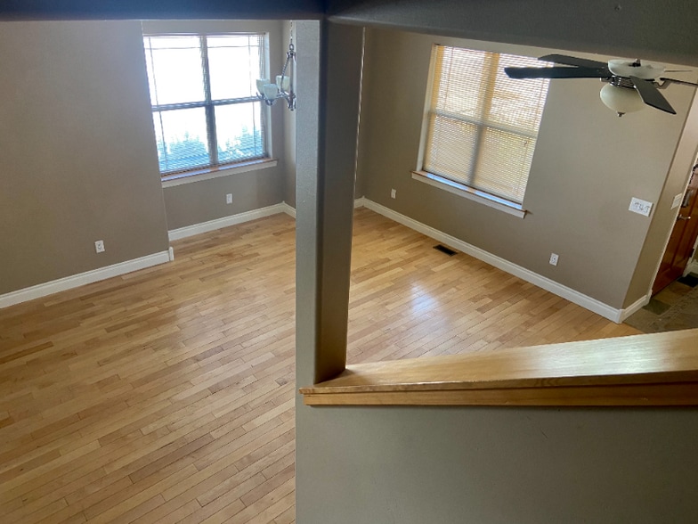 Building Photo - 2561 Overlook Blvd