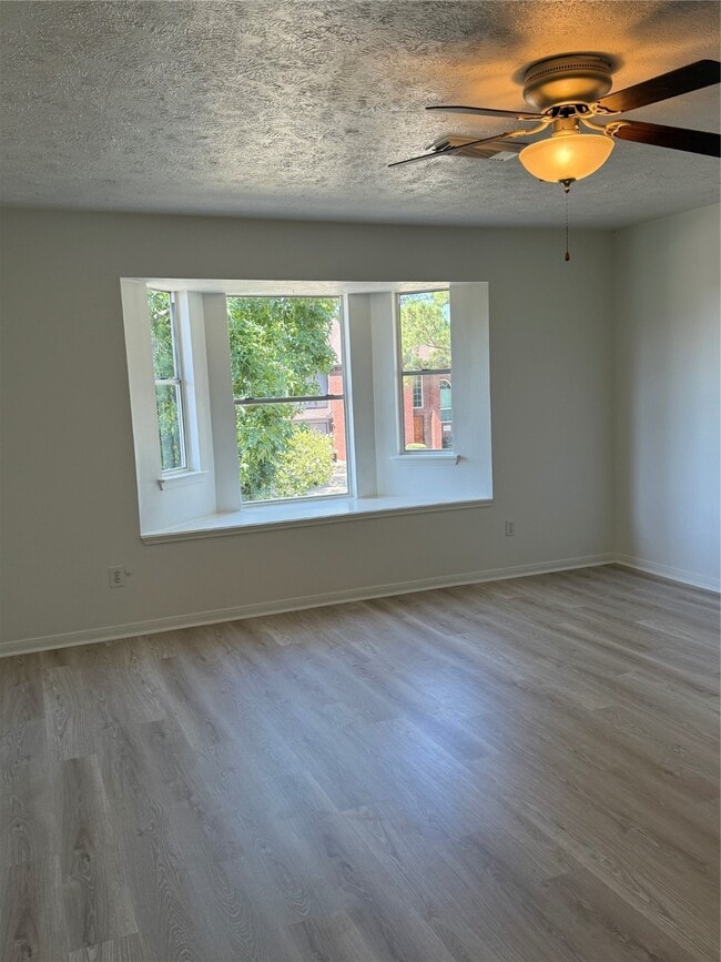 Building Photo - 17011 Macleish Dr