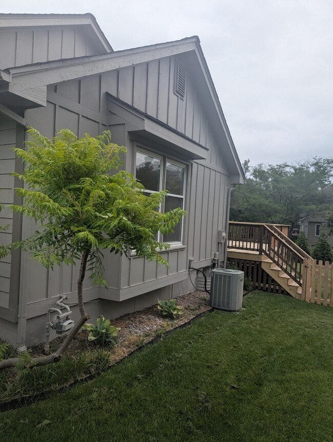 Building Photo - 807 Panther Valley