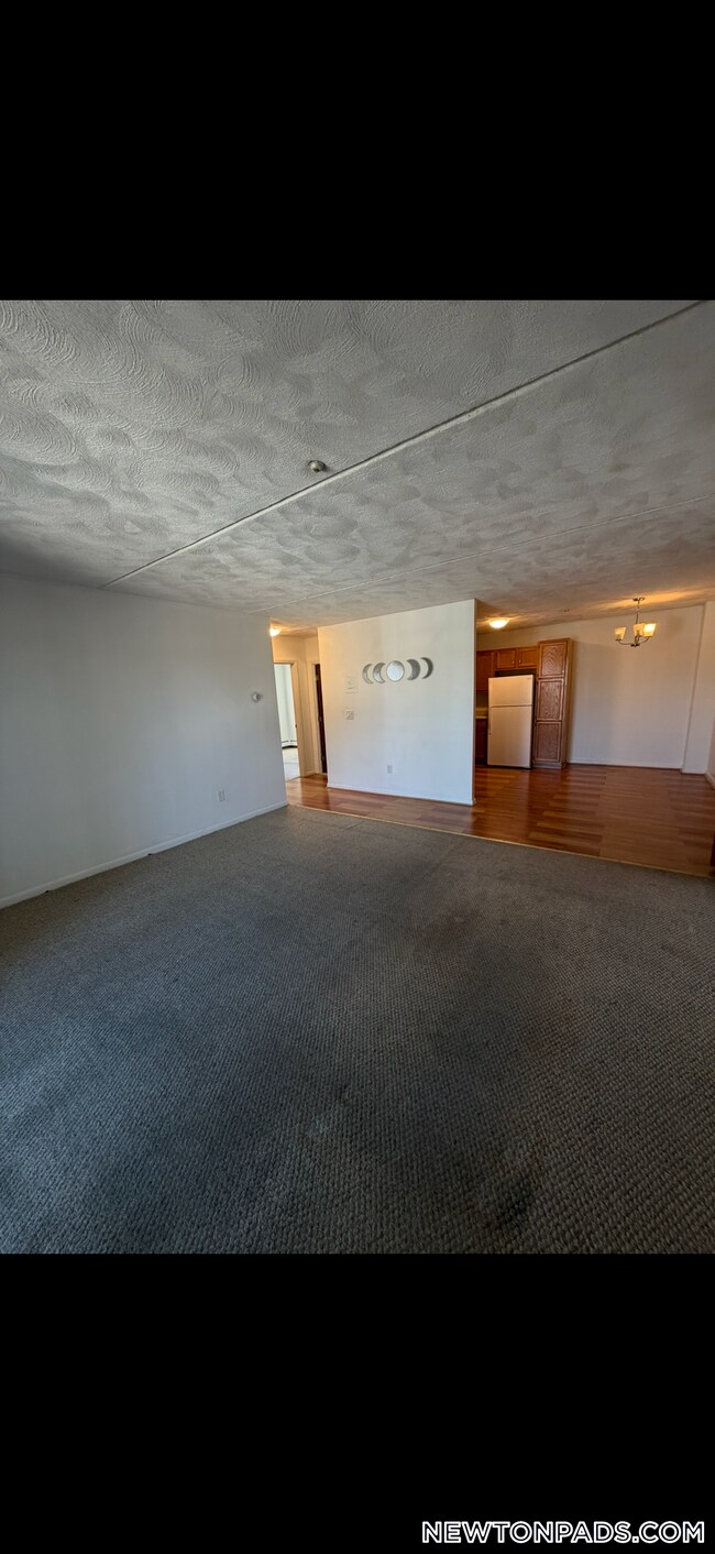 Building Photo - 175 Adams St