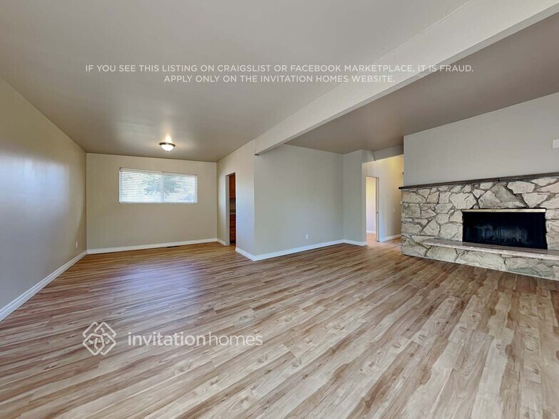 Building Photo - 28232 27th Ave S