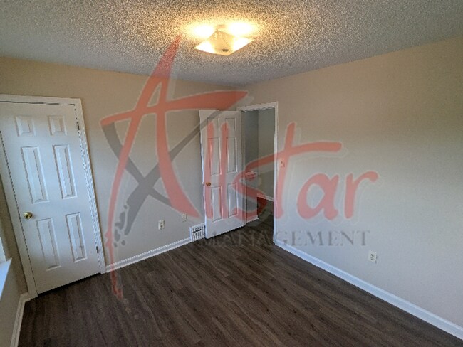 Building Photo - 8061 Martha Ann Ln
