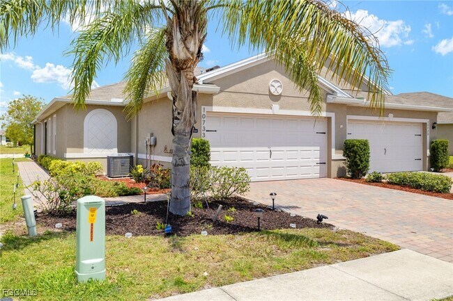 Primary Photo - 10733 Crossback Ln