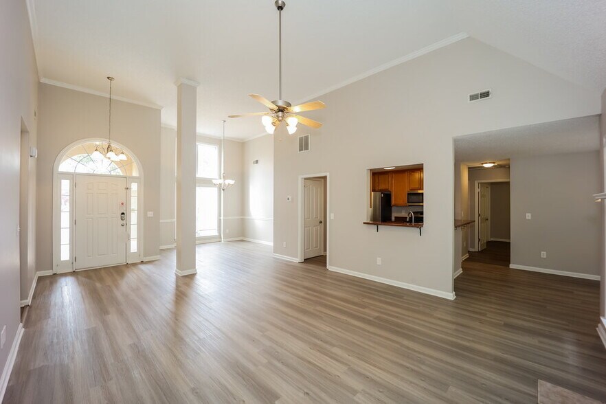 Building Photo - 309 Westhill Dr
