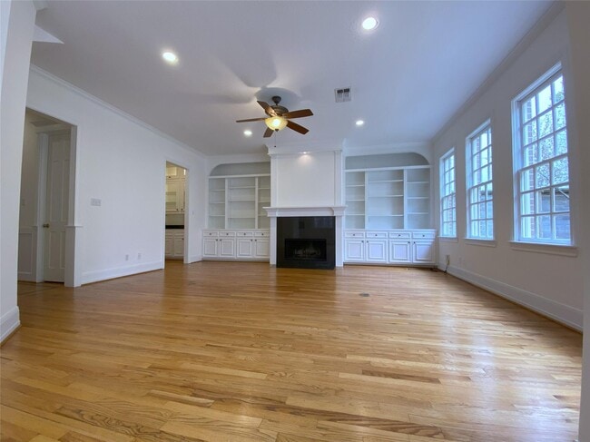 Building Photo - 3024 Rice Boulevard
