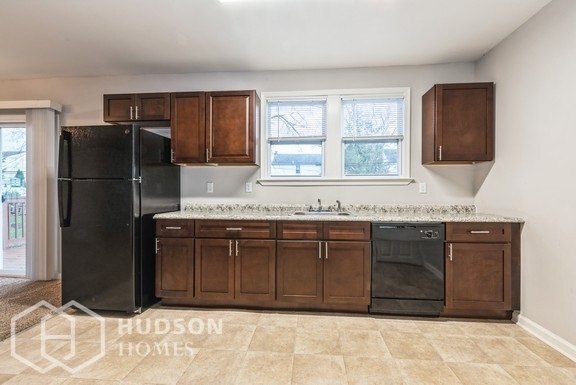Building Photo - 606 Boxwood Rd