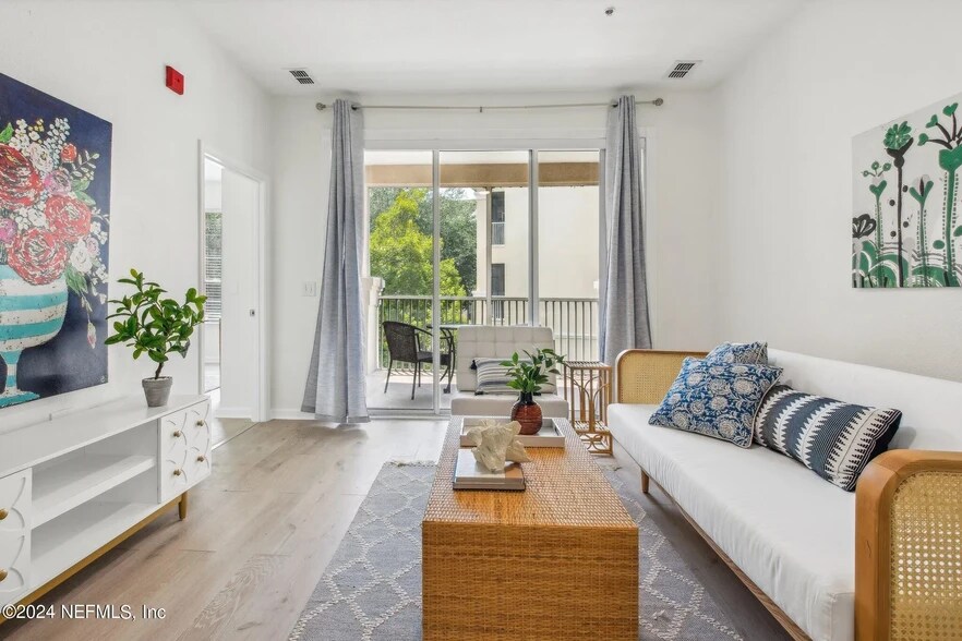 Screened Balcony - 8601 Beach Blvd