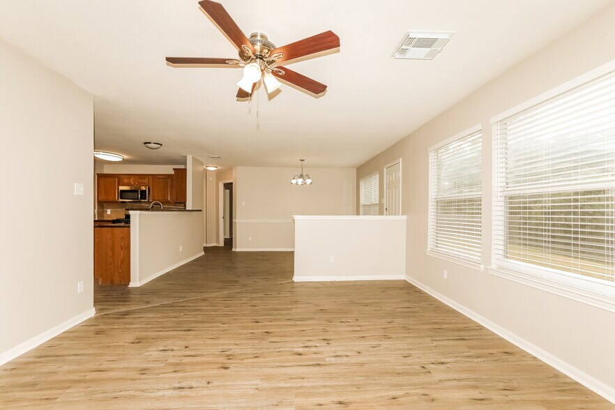 Building Photo - 22930 Highland Estates Ct