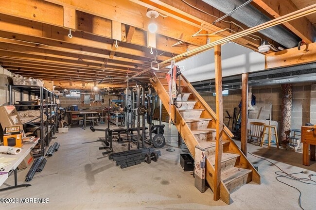 Building Photo - 213 Woodberry Dr