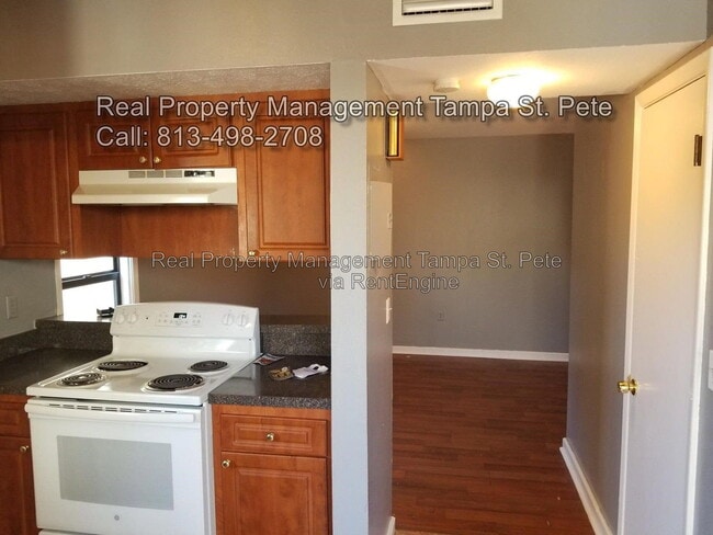 Building Photo - 5627 Ashley Oaks Dr