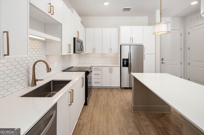 Building Photo - 2124 American Wy