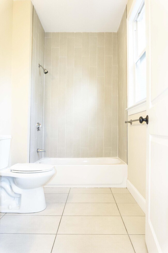 Building Photo - 60 Townsend St