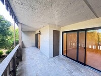 Building Photo - 101 2nd St