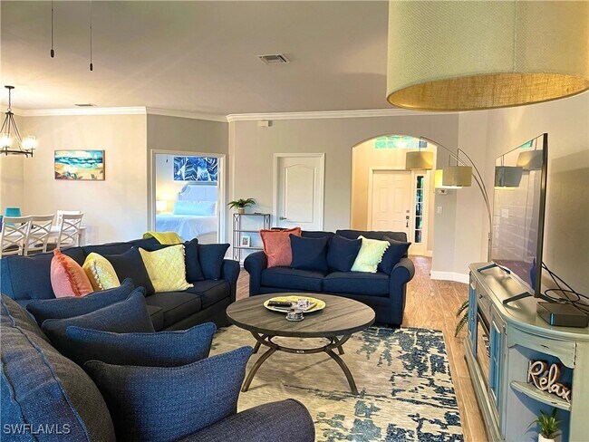 Building Photo - 13936 Village Creek Dr