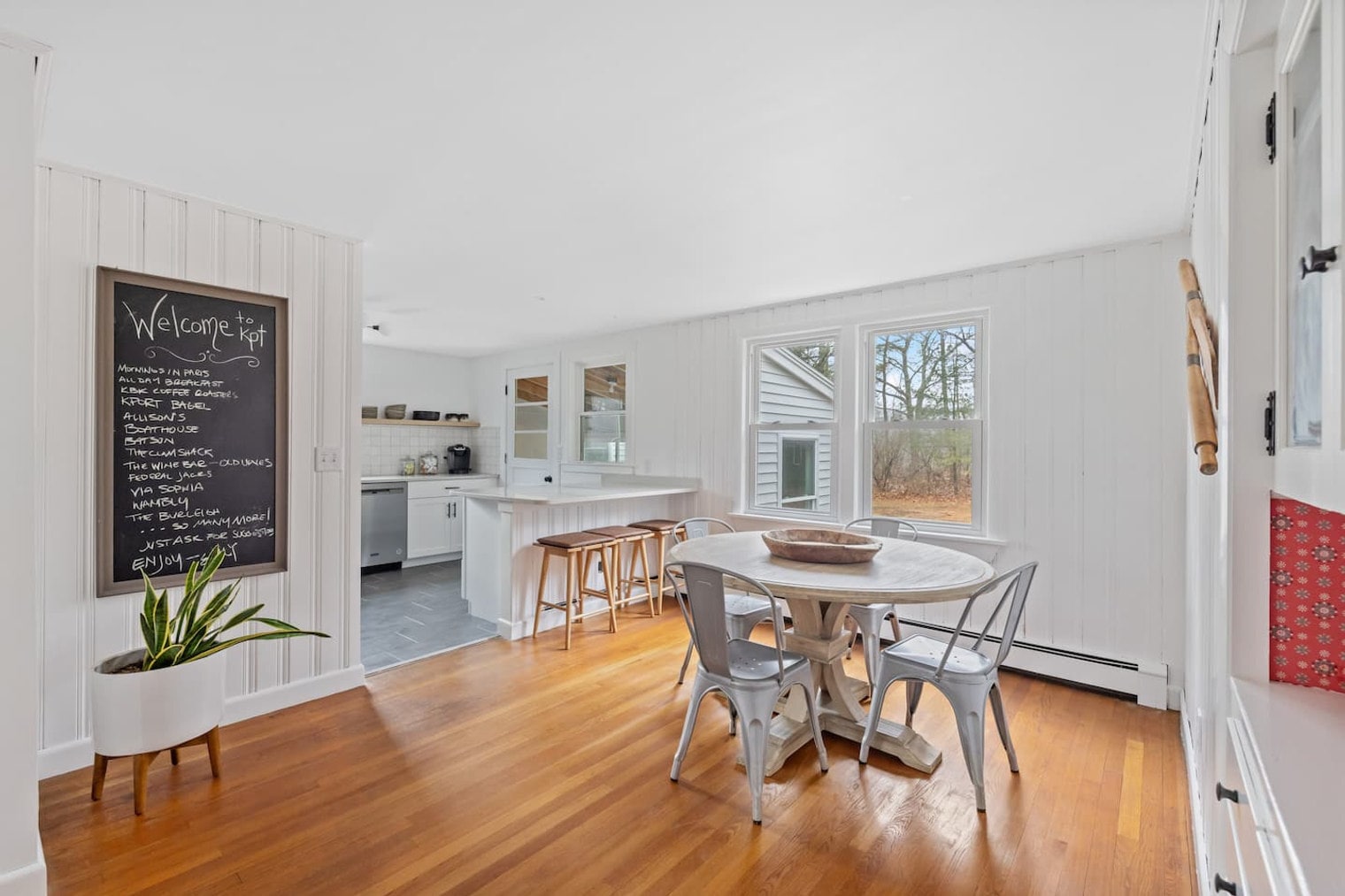 Building Photo - 12 Woodside Dr