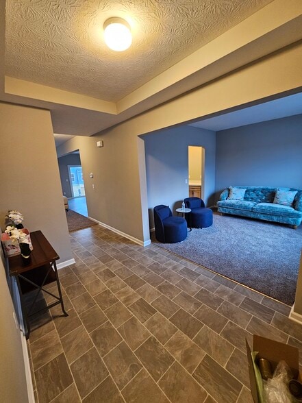 Building Photo - 211 Scotsgrove Dr