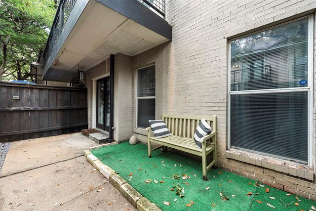 Building Photo - 7732 Meadow Rd