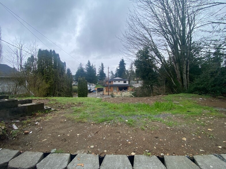 Back Yard - 11636 59th Ave S