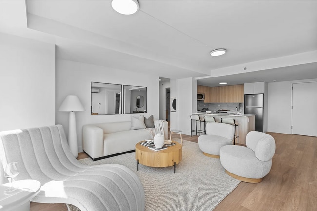 Building Photo - Lyon Place