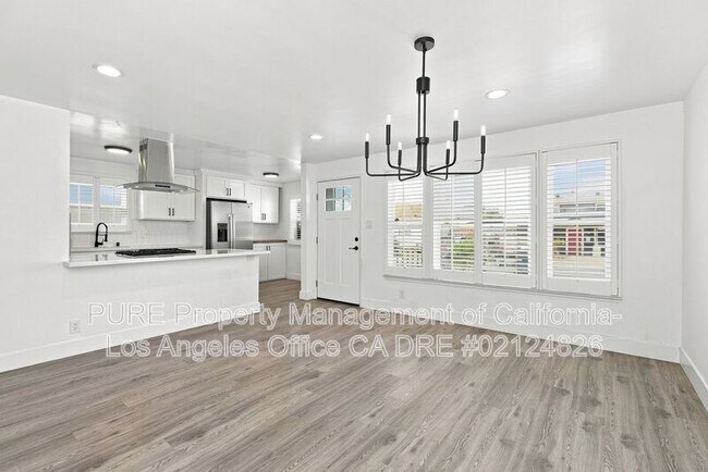 Building Photo - 4544 W 156th St