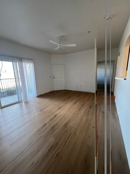 Building Photo - 6850 Sharlands Ave