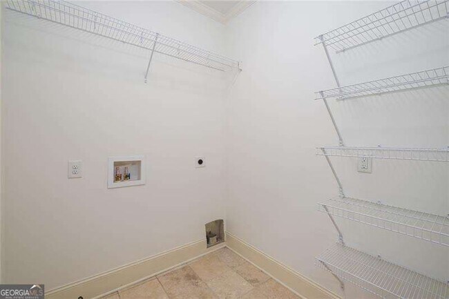 Building Photo - 1106 Devine Cir NE