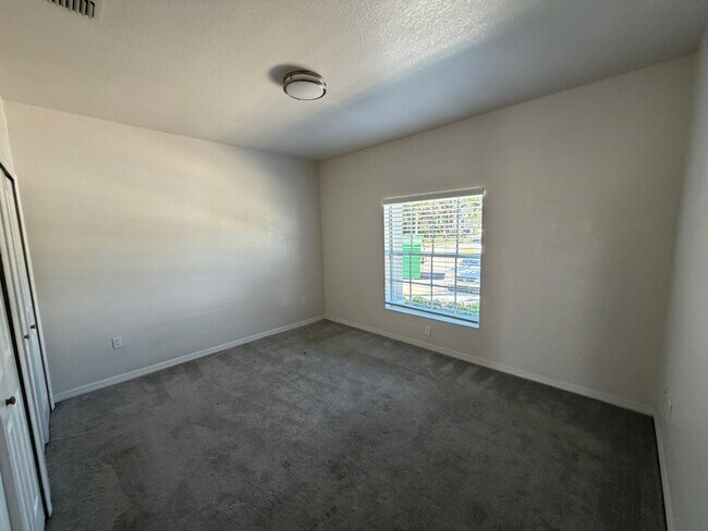 Building Photo - 2003 Claudia Ln