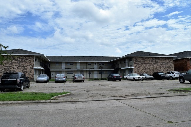 Building Photo - Titian Apartments