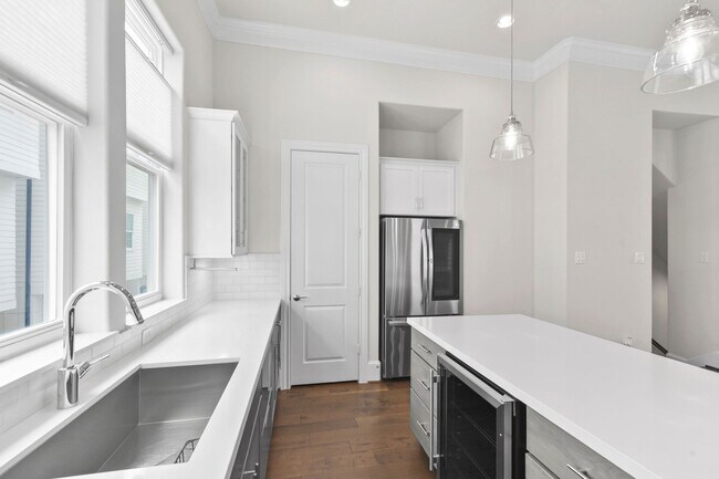Building Photo - Bikes, Bars & Bliss – Rent This City Retreat!