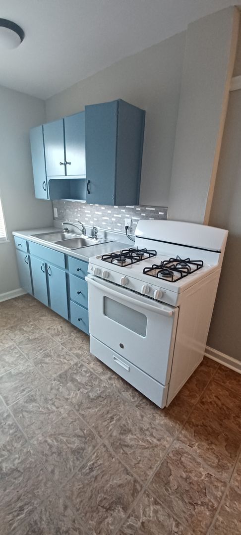 Building Photo - Beautiful 1 bedroom apartment close I-675