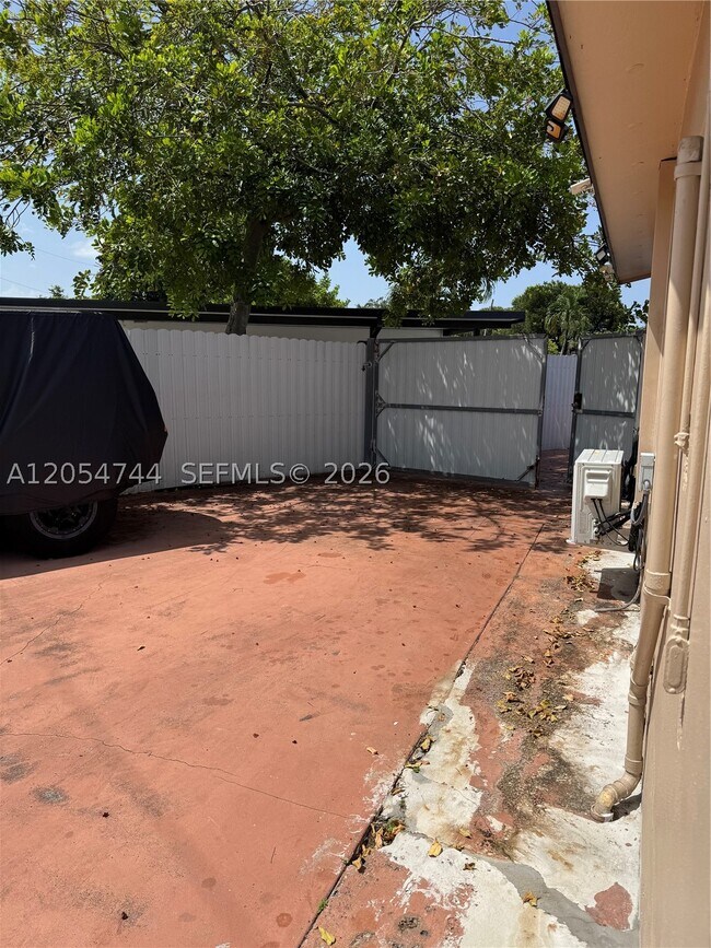 Building Photo - 8240 NW 181st St
