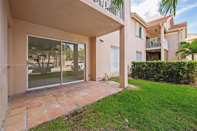 Building Photo - 10610 SW 158th Ct